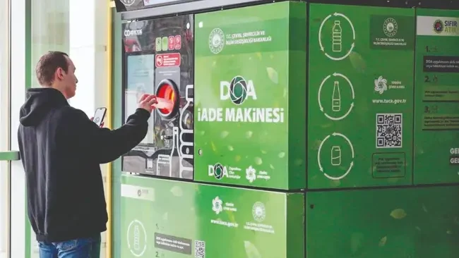 Thumbnail for Türkiye’s DOA deposit recycling scheme returns 7.6M containers in five days, aims for 25B yearly