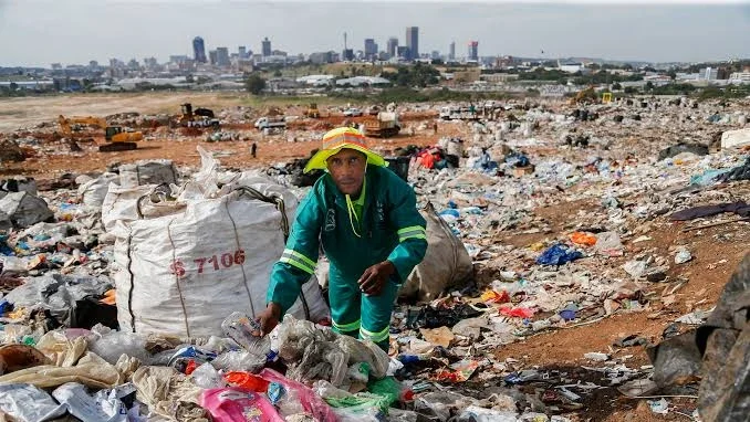 Thumbnail for Johannesburg launches recycling sorting facility at Robinson Deep Landfill site